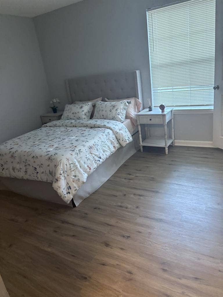 Looking for roommate ASAP