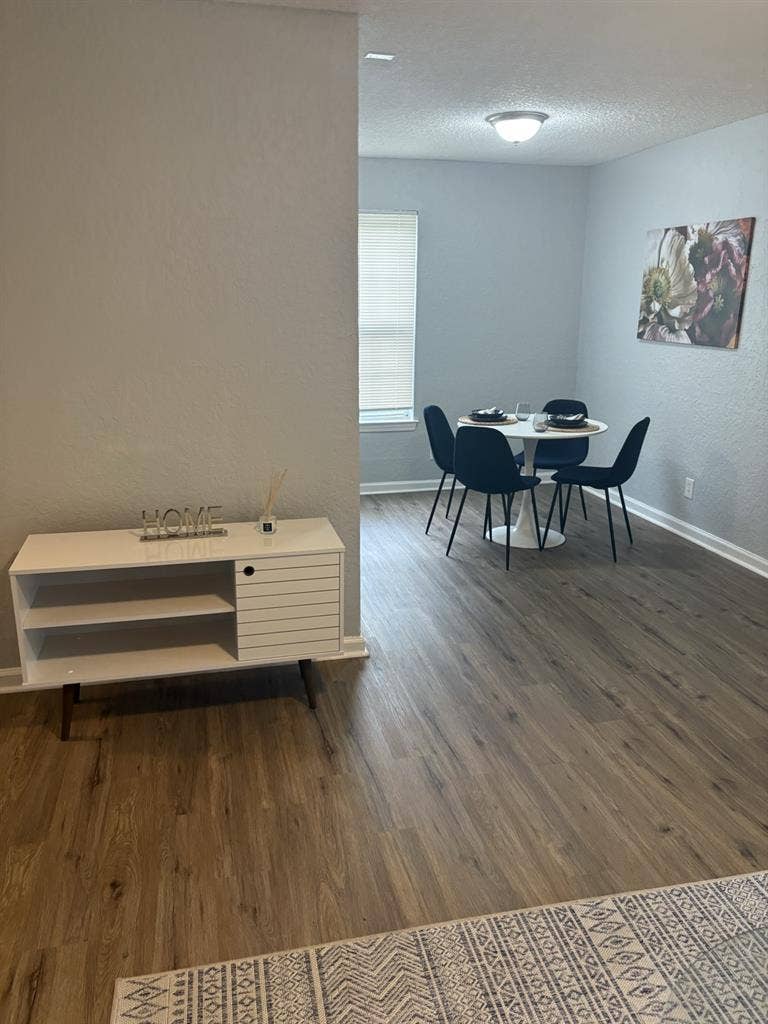 Looking for roommate ASAP