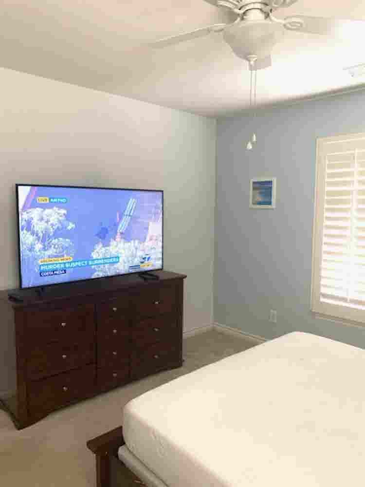 The Ocho Rios Furnished Room