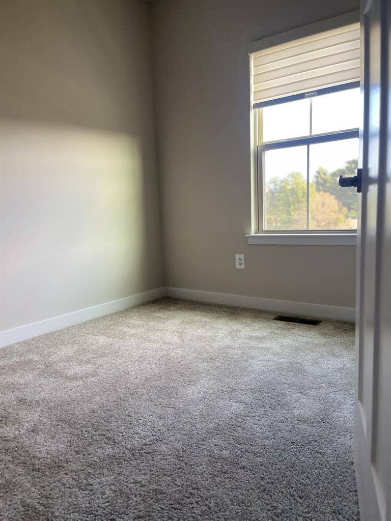 Room for rent in Townhouse