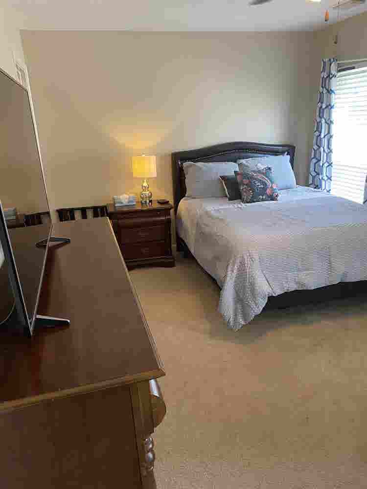Suite available near Airport