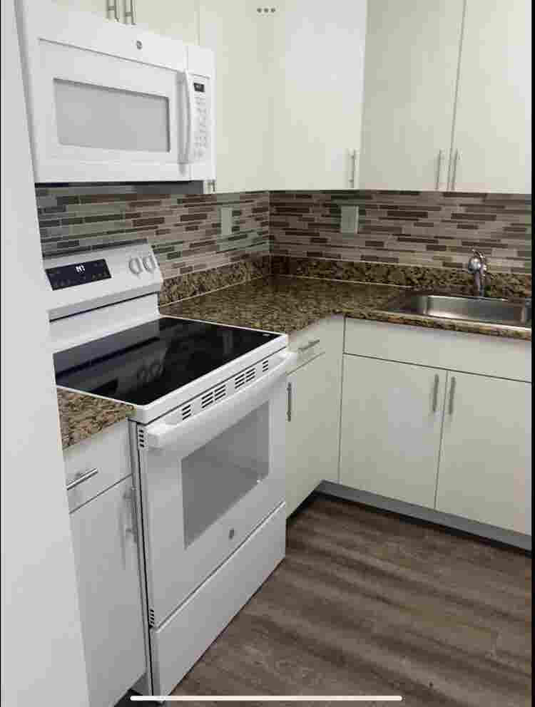 New Listing- Urgent!!