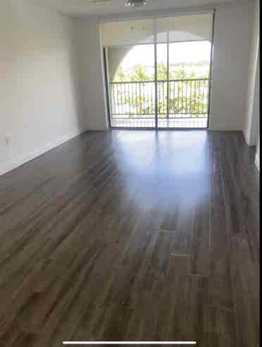 New Listing- Urgent!!