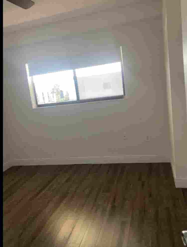 New Listing- Urgent!!