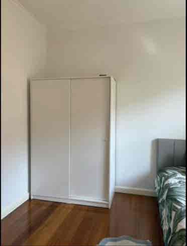 Looking For roommate