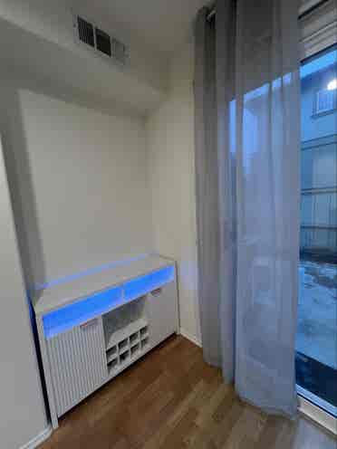 Private Bedroom En-suite Bathroom