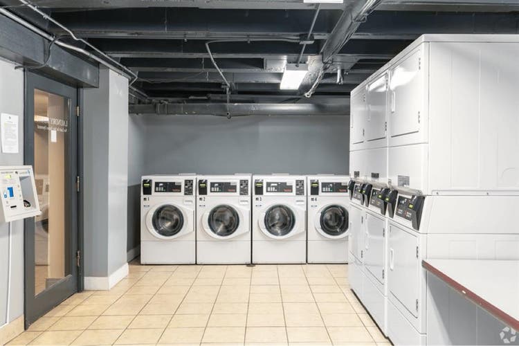 SUBLEASE NEEDED:  Bath
