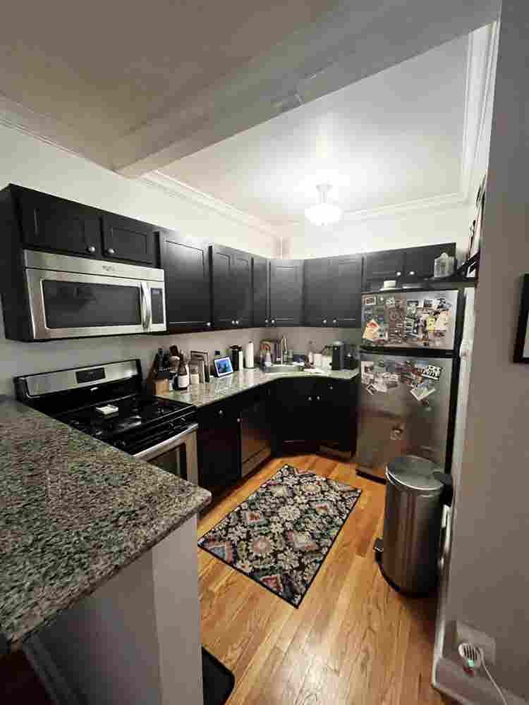 SUBLEASE NEEDED:  Bath