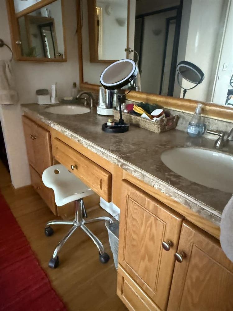 Amenities and Location