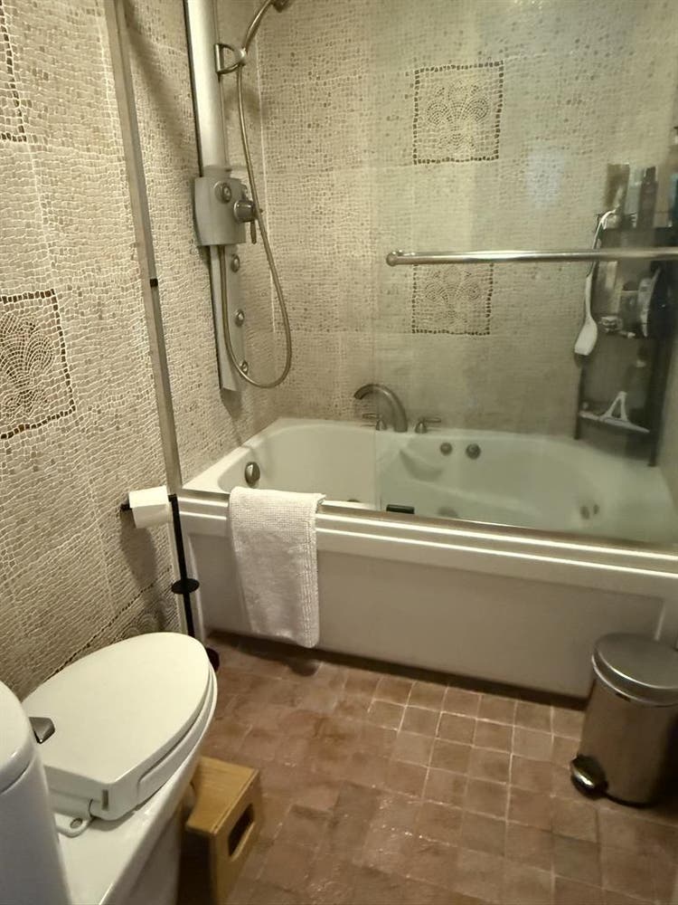 Amenities and Location