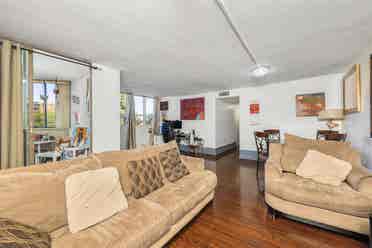 Rooms for Rent in Modern Condo