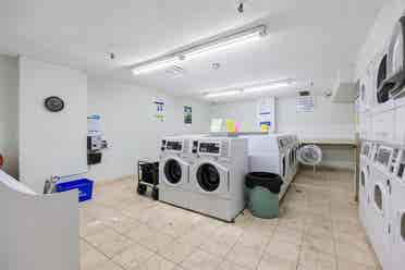 Rooms for Rent in Modern Condo