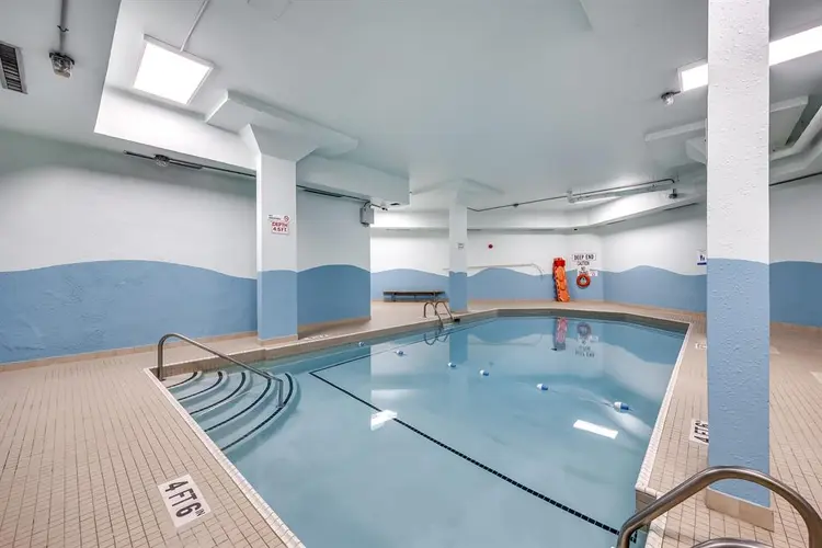 Rooms for Rent in Modern Condo