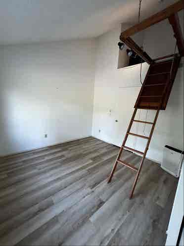 Room for Rent with LOFT!!