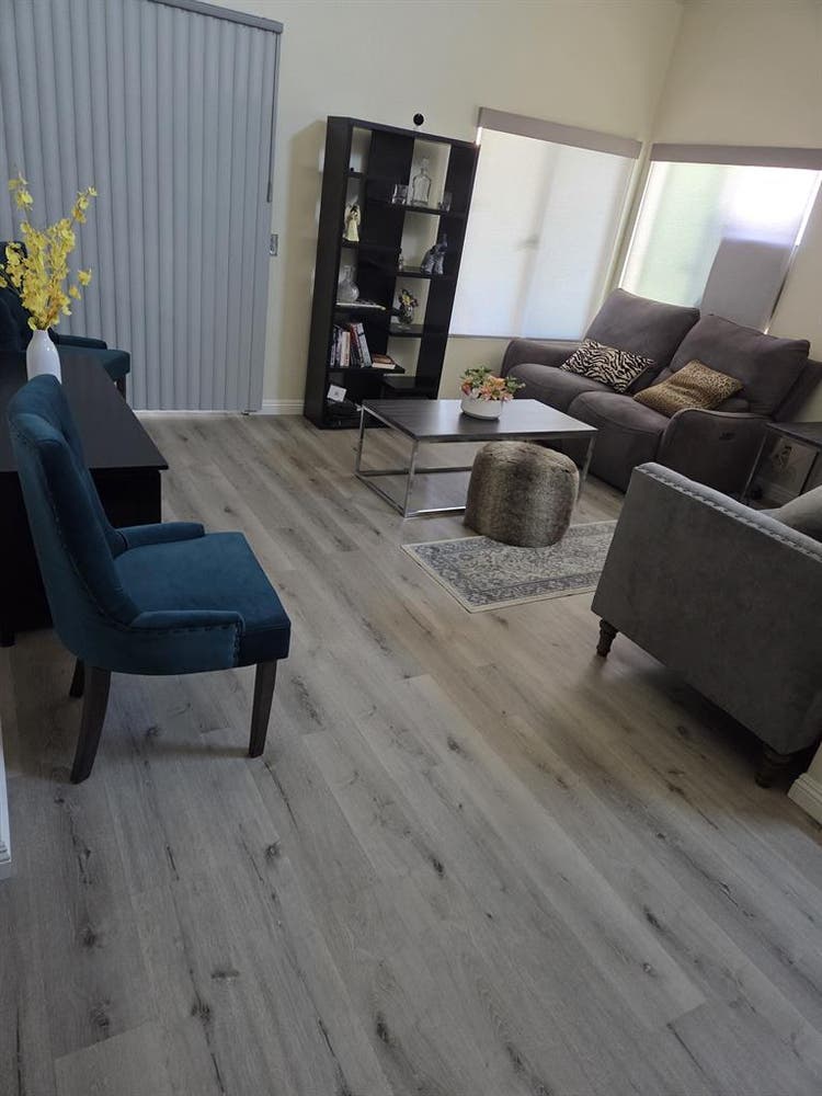 2 beautifully furnished rooms