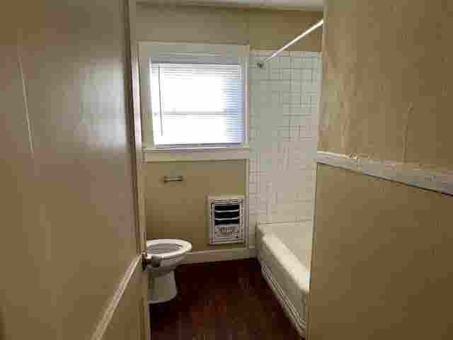 Spacious PRIVATE room for rent