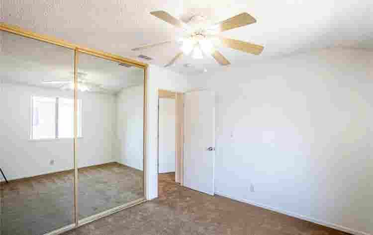 Room for rent 5 minutes from Disney