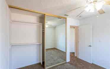 Room for rent 5 minutes from Disney
