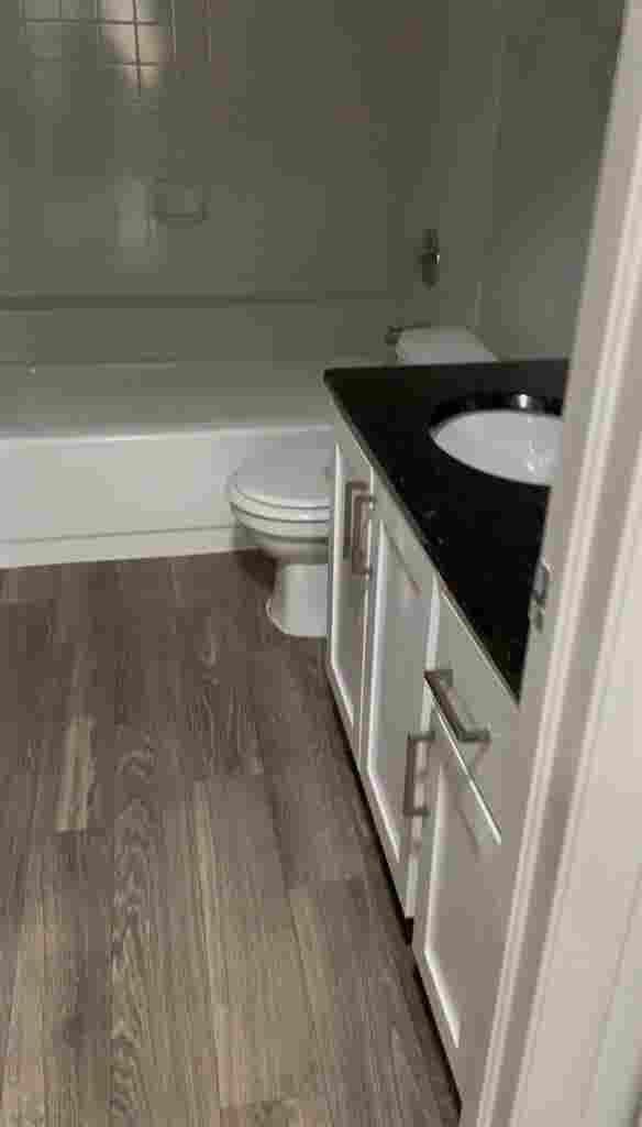Short Term Room For Rent