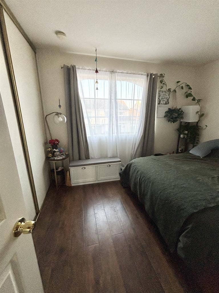 Private Room and Personal Sink