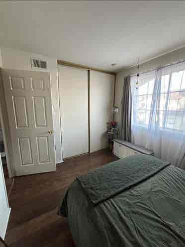 Private Room and Personal Sink