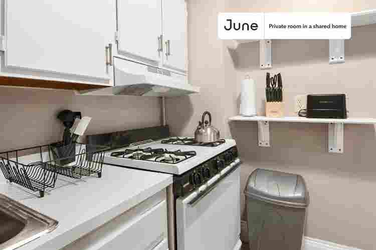 4 BR in Boston