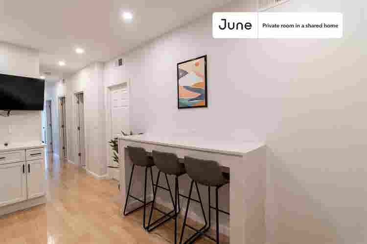 3 BR in Boston