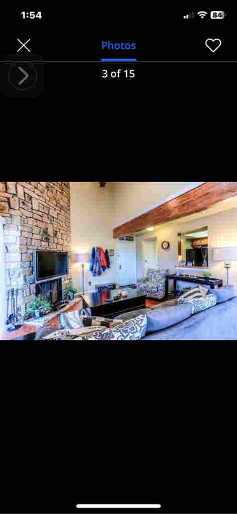 Large private room Centennial!Auror