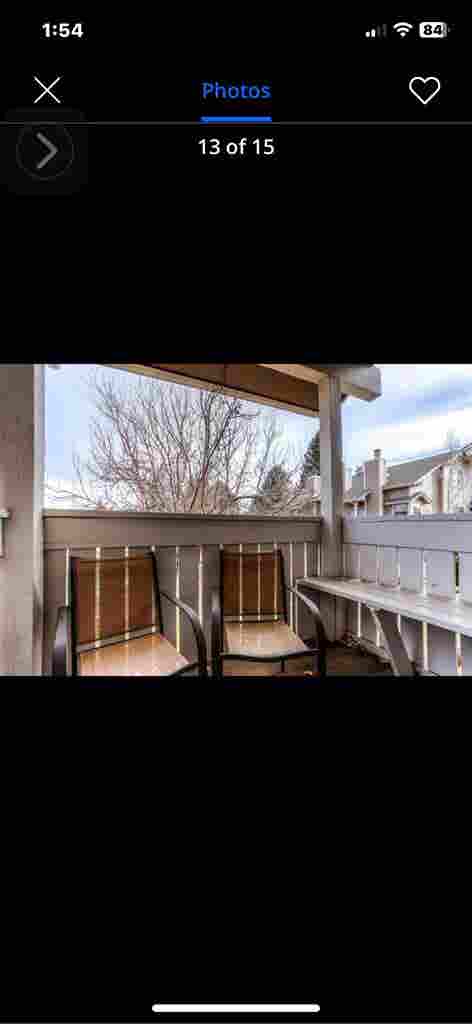 Large private room Centennial!Auror