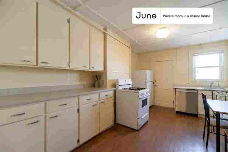 4 BR in Boston