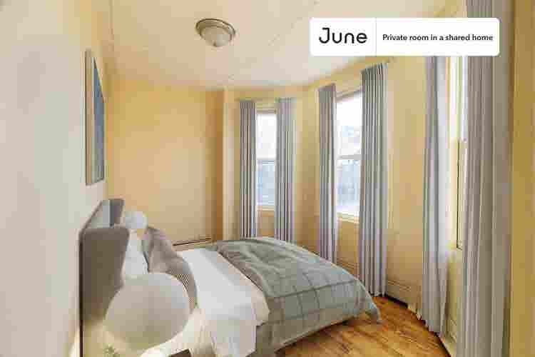 4 BR in Boston