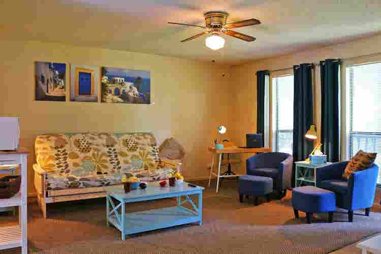 2-bedroom w yard, Wi-Fi laundry inc