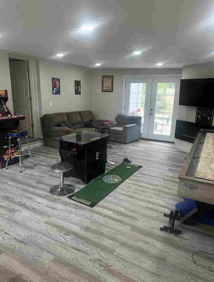Room(s) for rent updated bath
