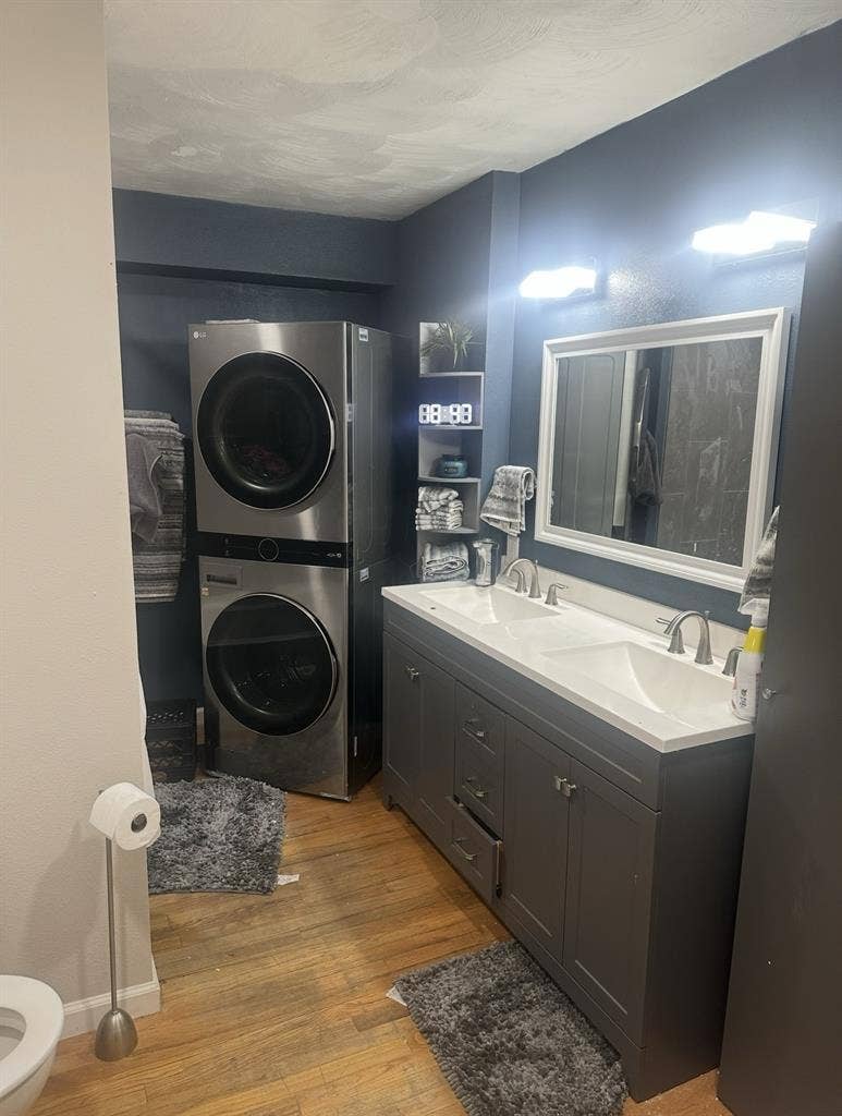 Room(s) for rent updated bath