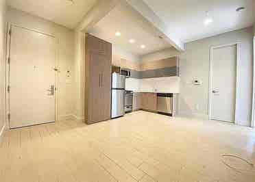 Female roommate wanted - IMMEDIATE