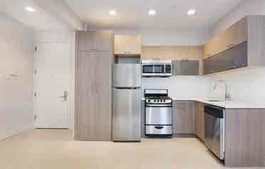 Female roommate wanted - IMMEDIATE