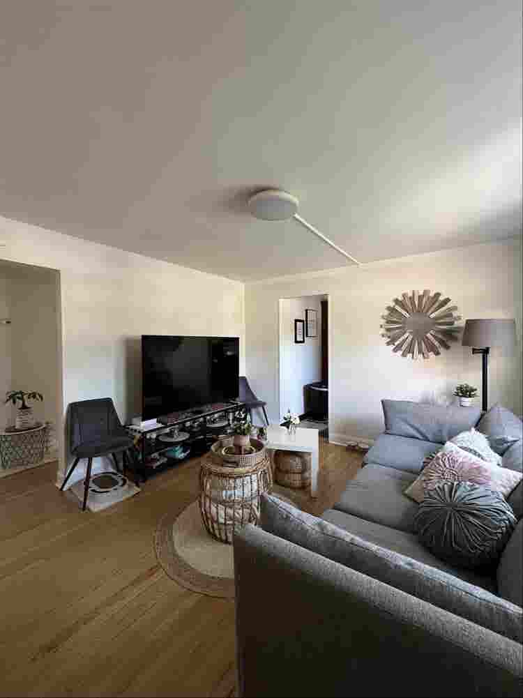 Private room for rent 
(female only)