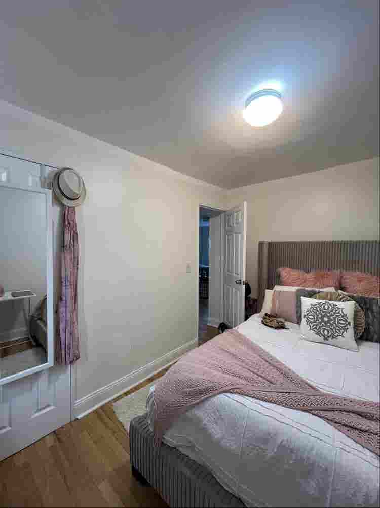 Private room for rent 
(female only)