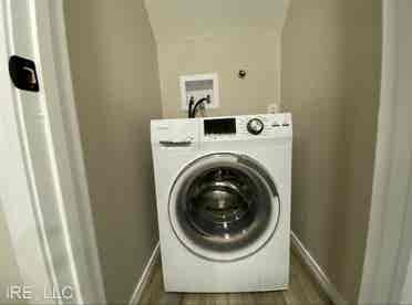 .5 bath apartment!