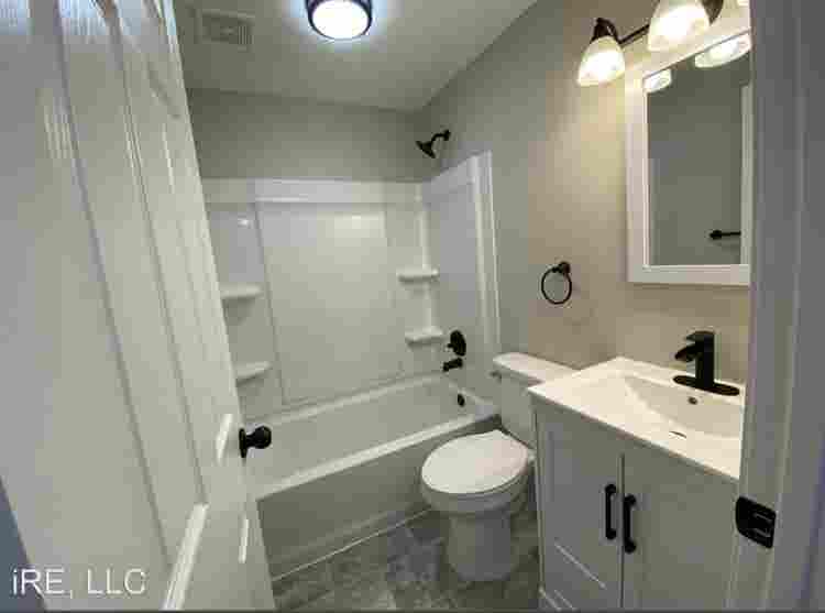 .5 bath apartment!