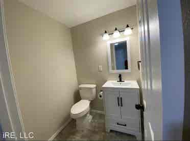 .5 bath apartment!