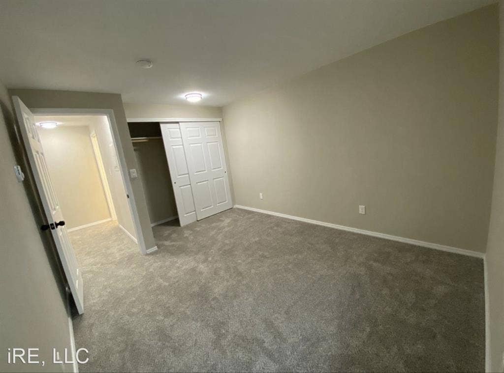.5 bath apartment!