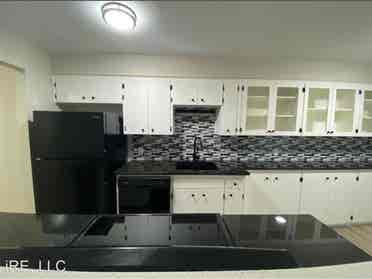 .5 bath apartment!