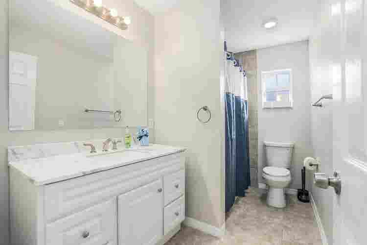 Furnished, large private rooms