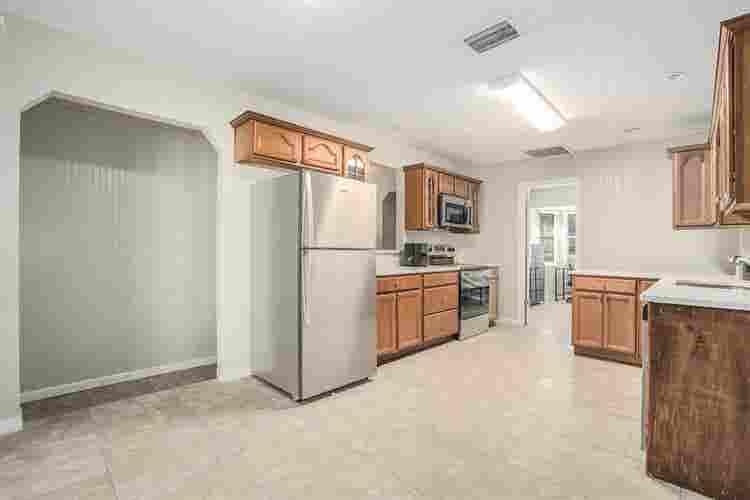 Furnished, large private rooms