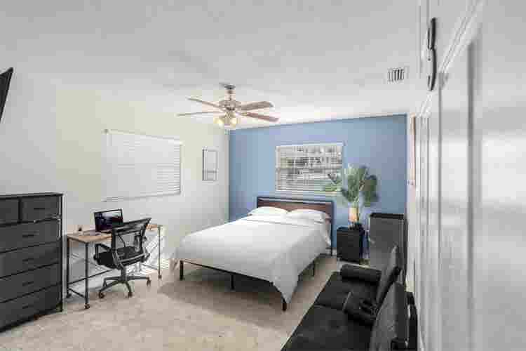 Furnished, large private rooms