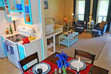 2-bed, fully furnished apartments!