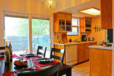 2-bed, fully furnished apartments!