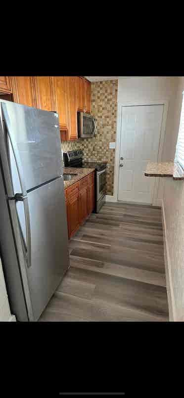 2 bedroom unit for rent