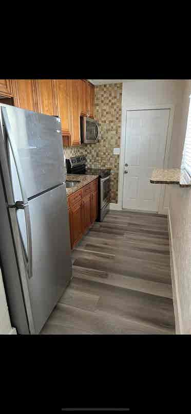2 bedroom unit for rent